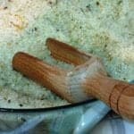 Bath Salts and Bath Bombs: Easy Gifts for a Relaxing Evening